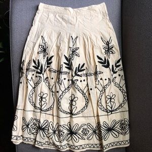 Putumayo Vintage 80s Black Embroidered Ivory Skirt Floral Print 100% Cotton Rare